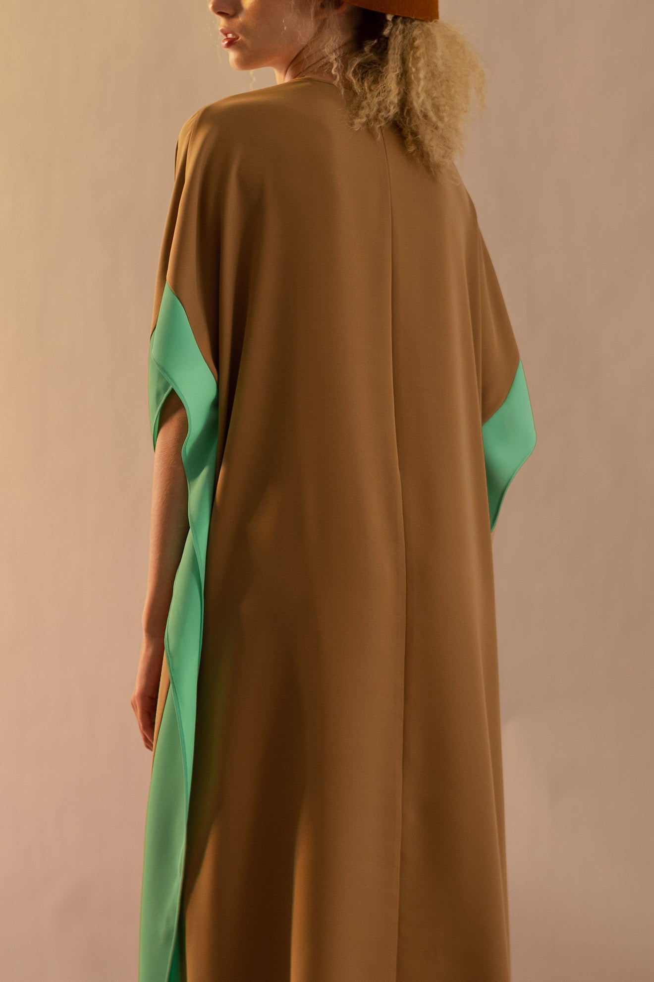 BARNACLE Dress in Tan Brown/Fern Green