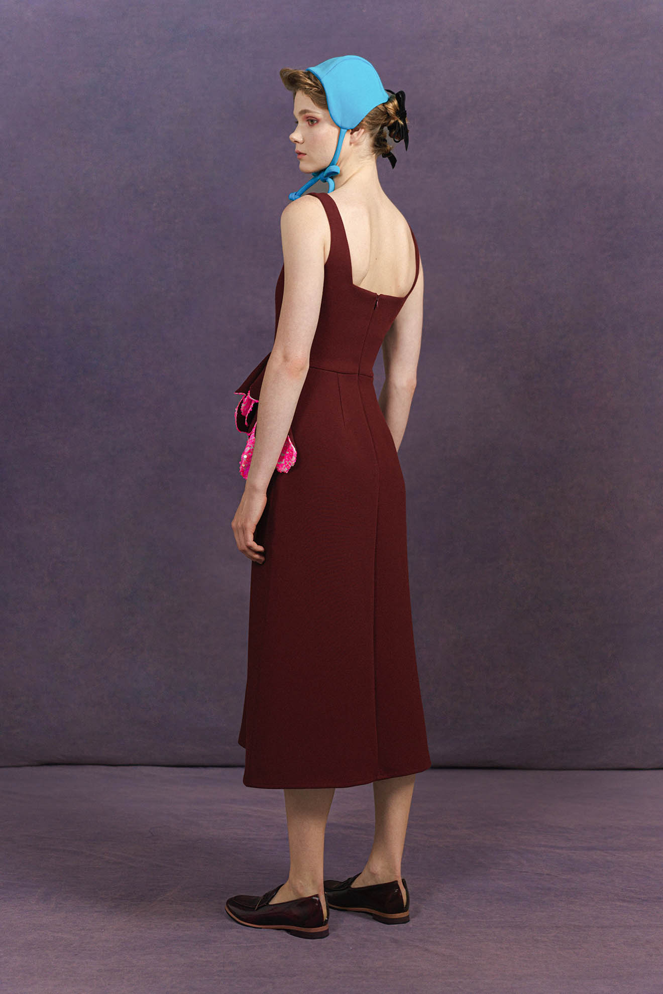 TEMPSLEVE Dress in Wine Red/Iridescent Fuchsia