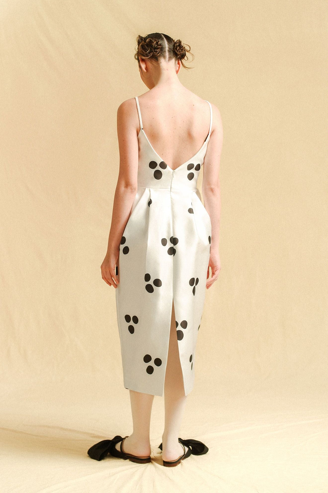POINTES Dress in Black Polkadots