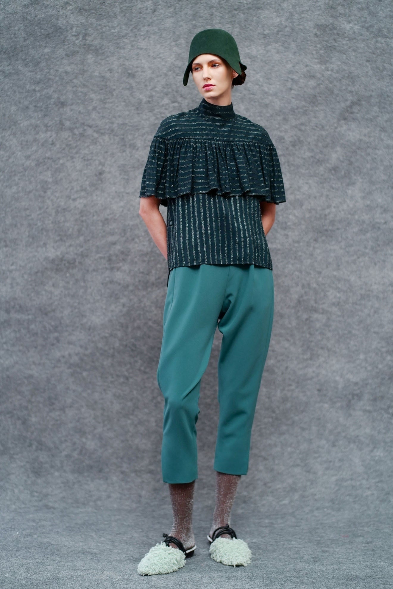 THORN Pants in Mineral Green