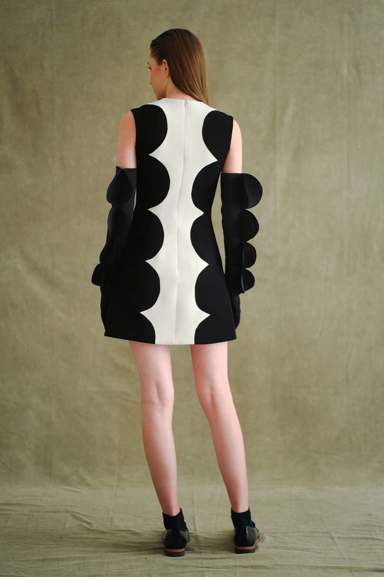 QUILLIAN Dress in Bone White/Black