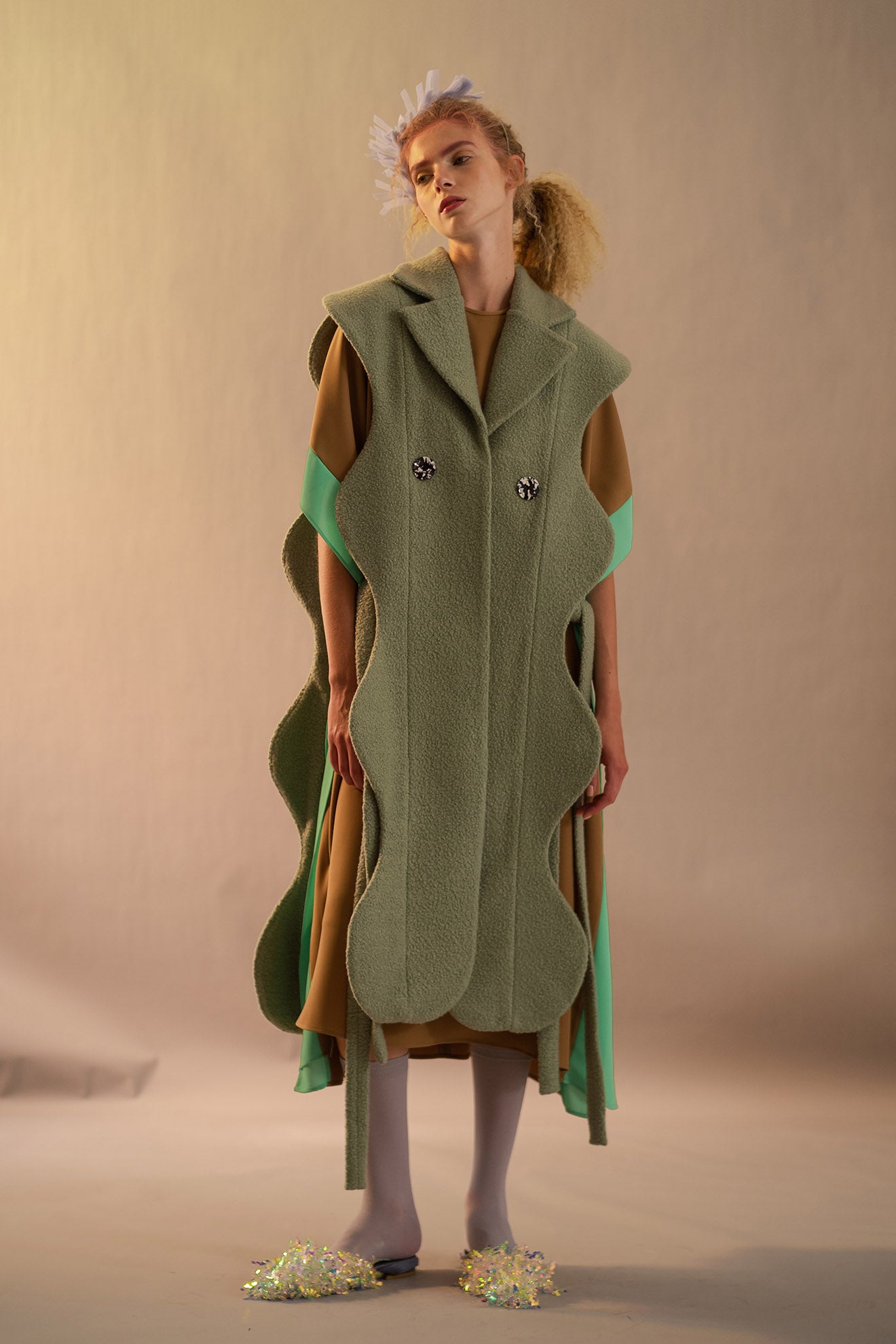 ANEMONE Vest in Coriander Green