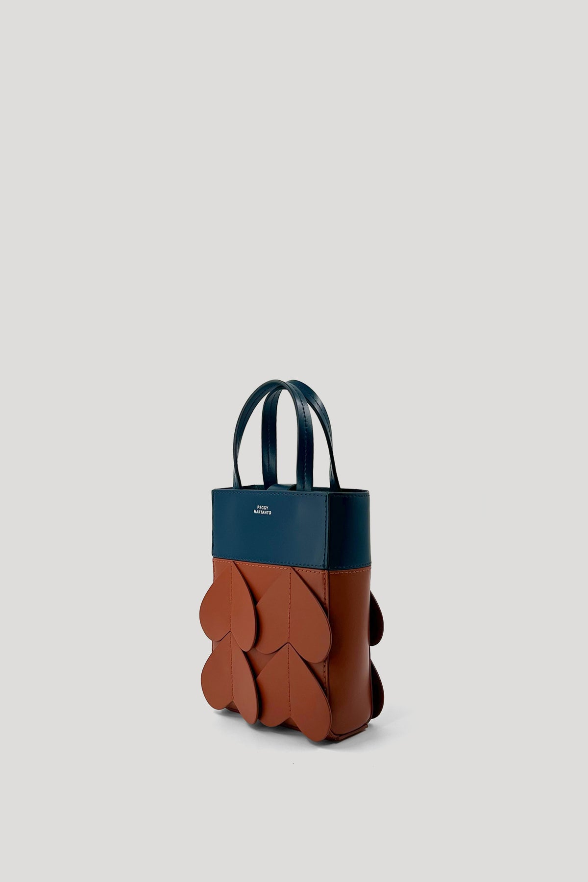 AXIL Mini Bag in Marine/Tan