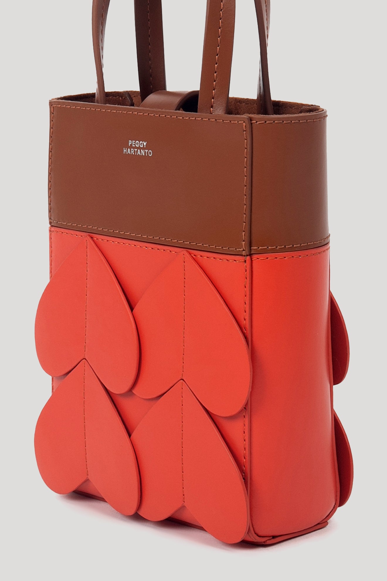 AXIL Mini Bag in Tan/Cinnabar