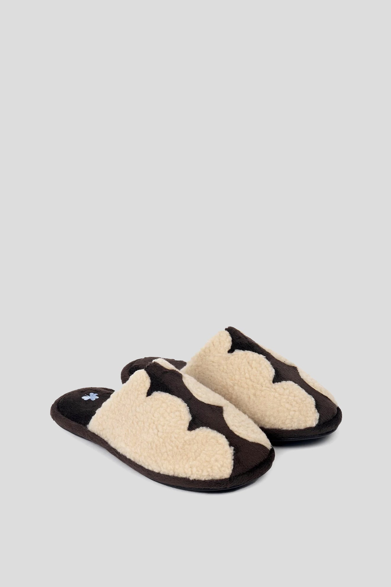 BENTHIC House Slippers in Brown