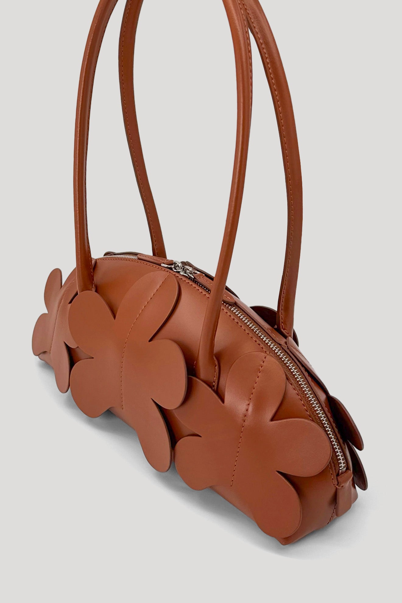 CAMBIUM Baguette Bag in Tan