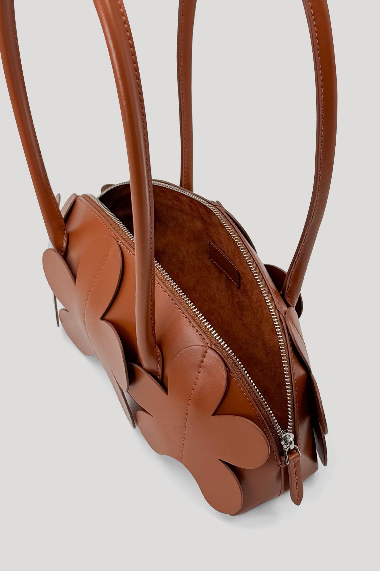 CAMBIUM Baguette Bag in Tan
