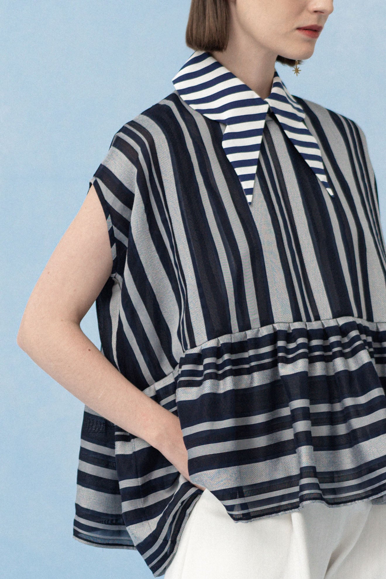 COMPOUND Top in Navy Stripes