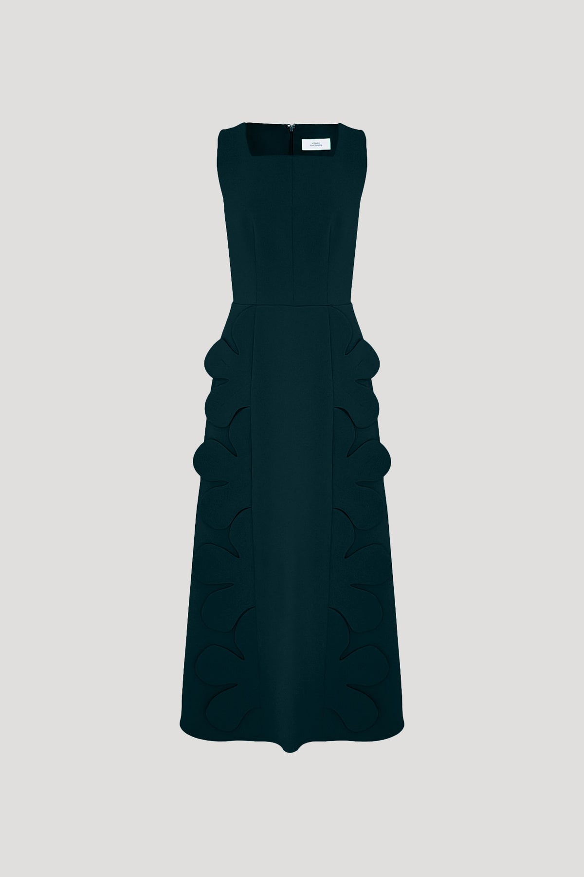 Basitarsus Human Category: DRESSES – PEGGY HARTANTO