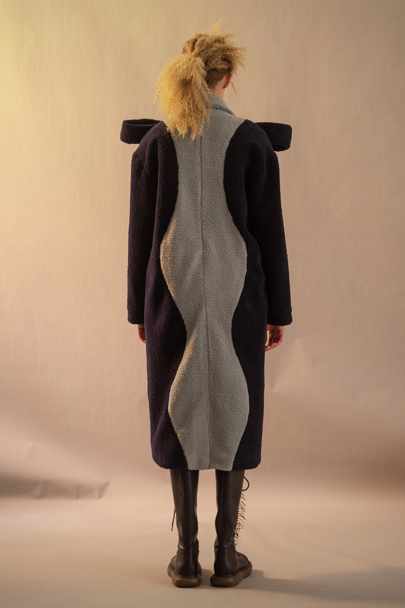 CRUSTACEAN Coat in Dark Blue/Bud Green