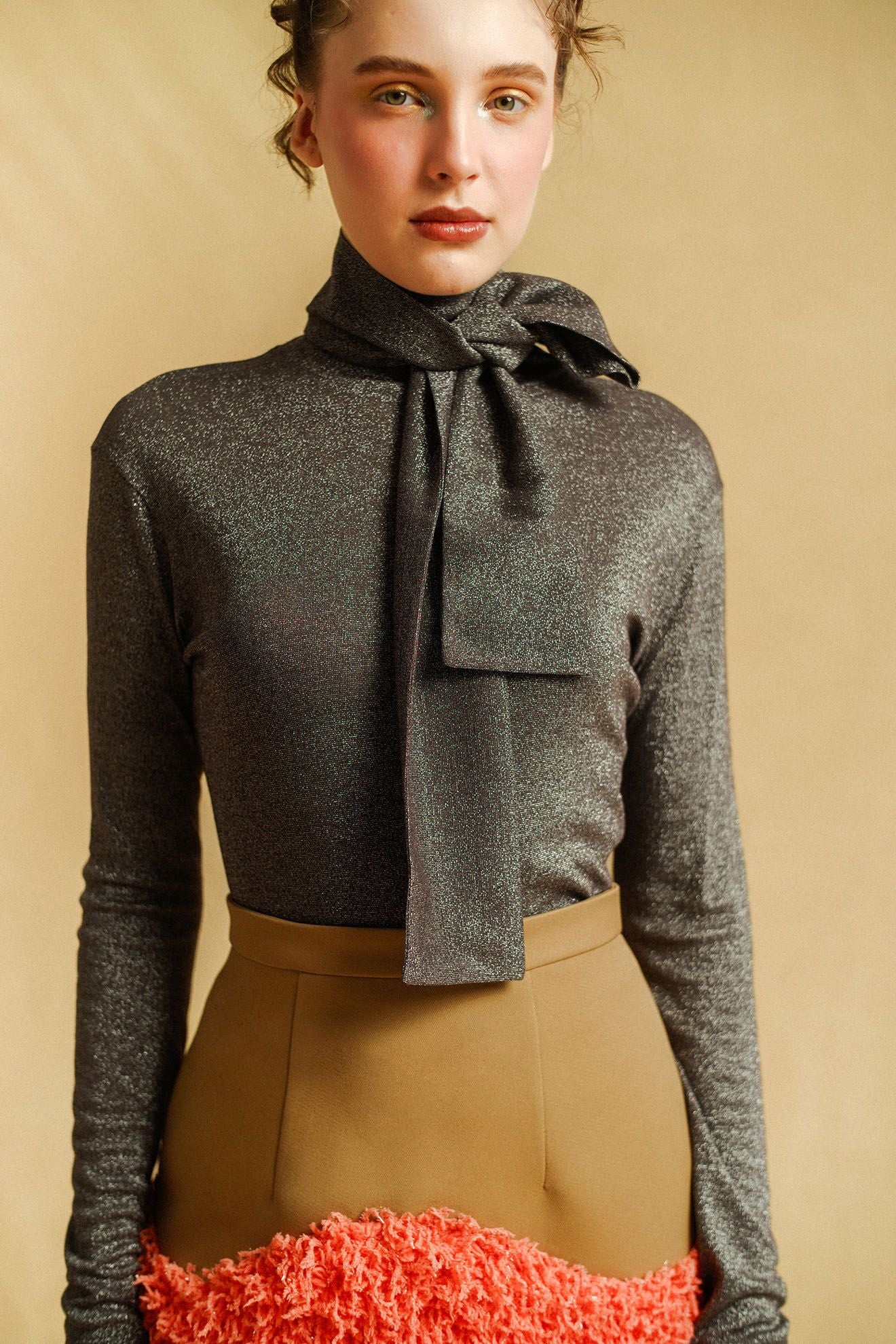 HIVER Top in Shadow Silver