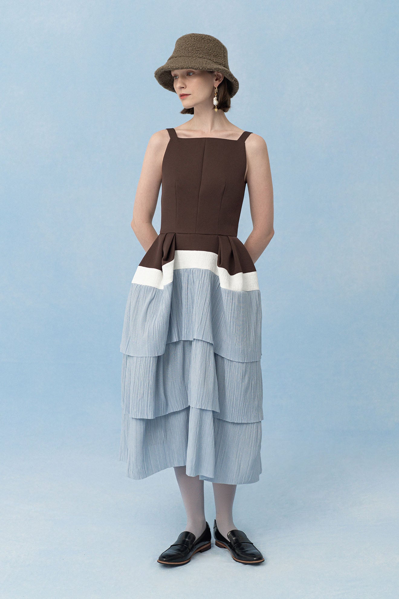 EPIPROCT Dress in Walnut Brown