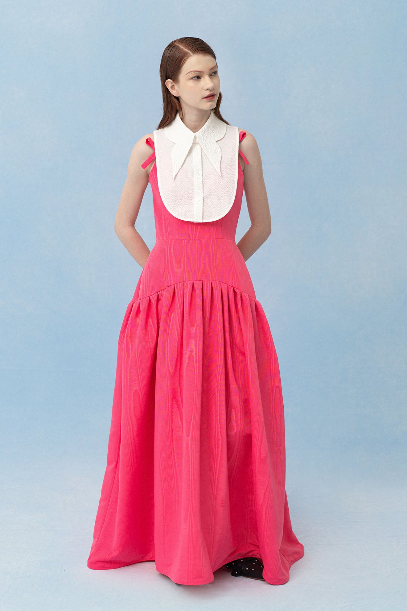 FRON Collar in White