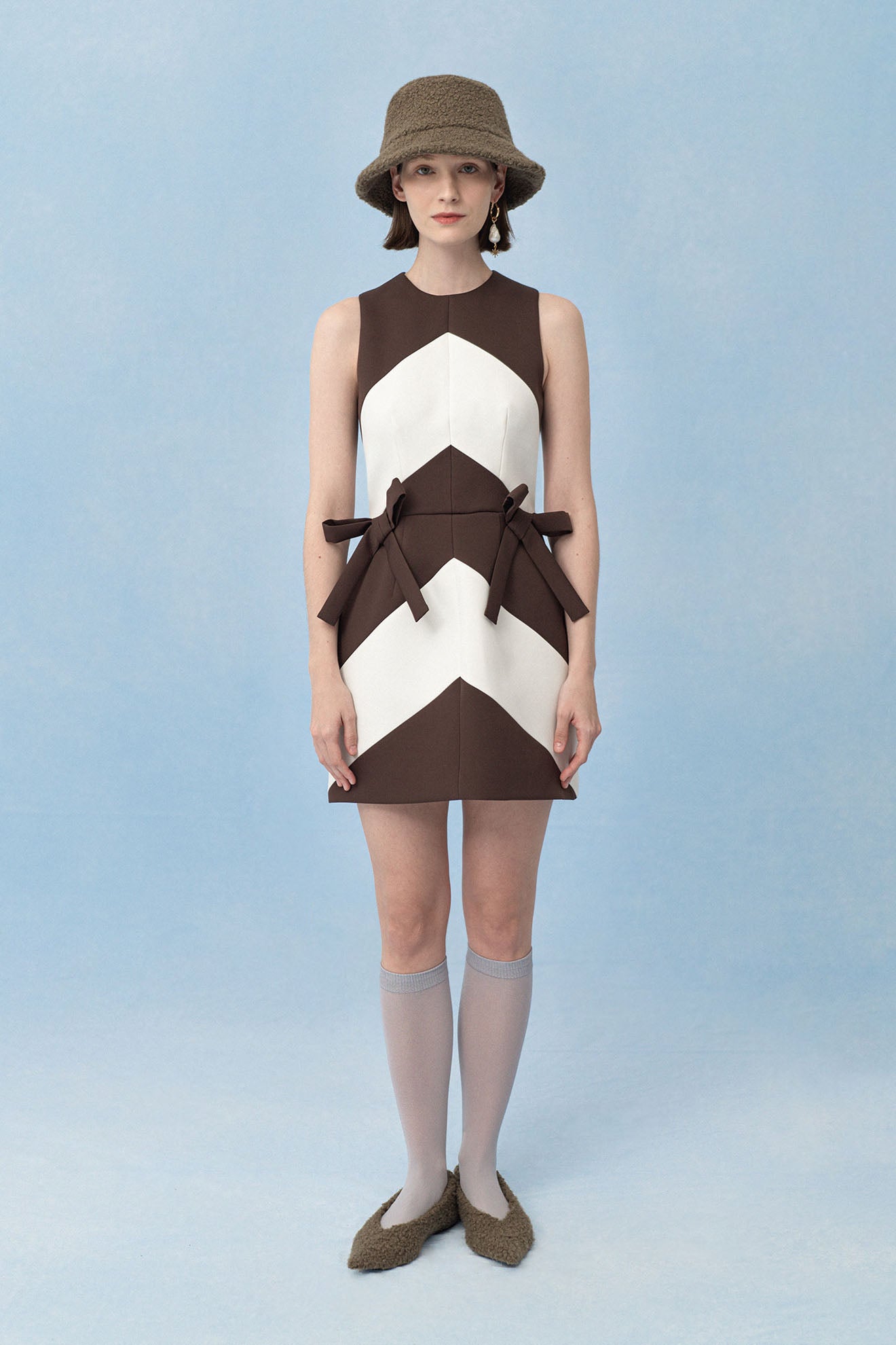 GANGLION Dress in Walnut Brown/Beige
