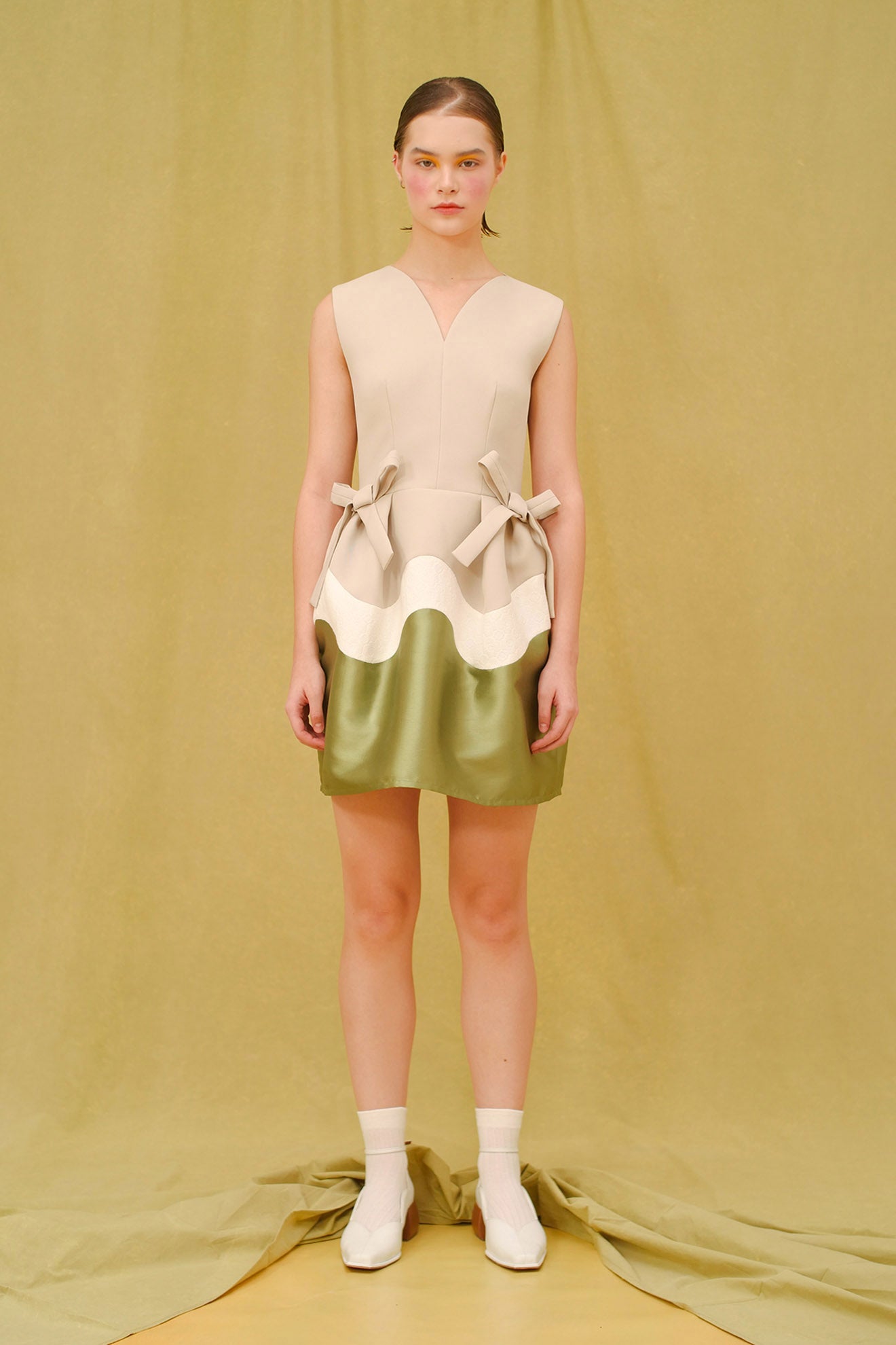 HACHIMAKI Dress in Beige/Palma Green