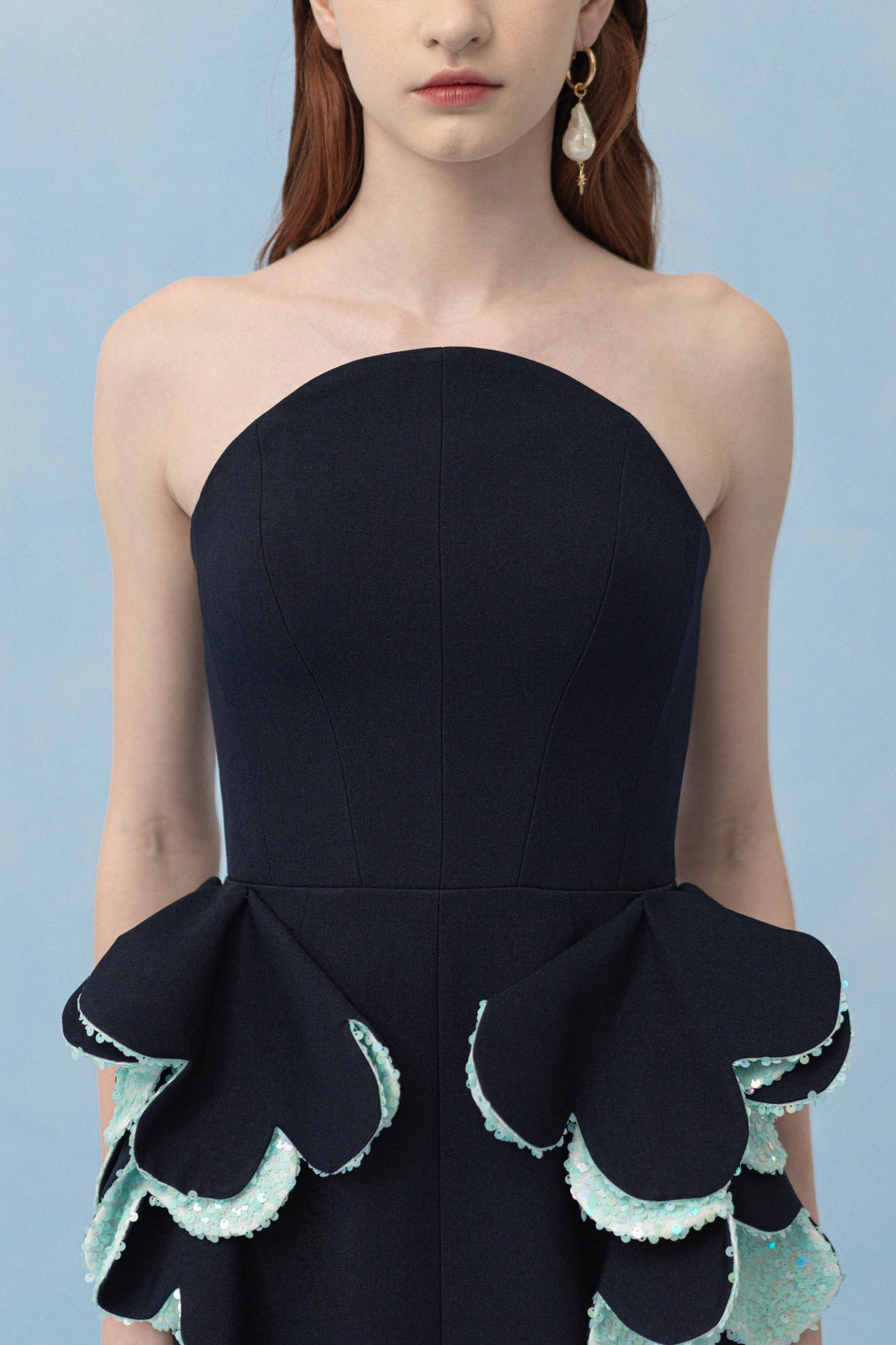 HAUSTELLUM Gown in Dark Blue/Iridescent Mint