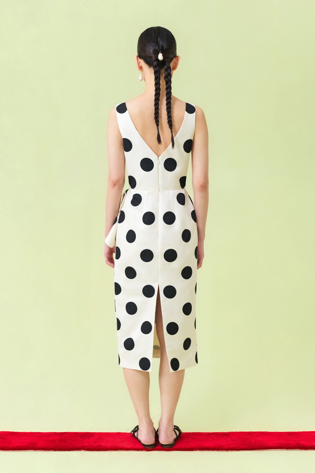 HINAGESHI Dress in Black Dot on White