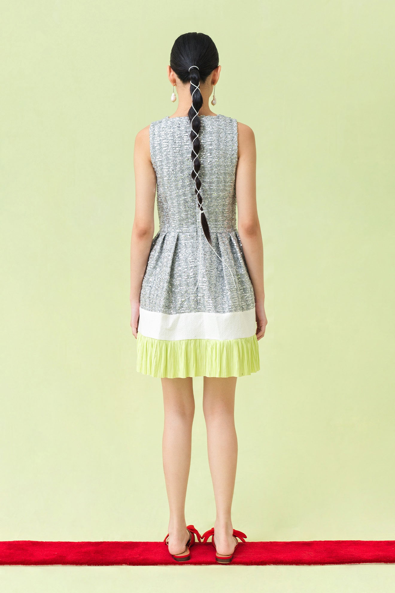 KINGYO Dress in Silver/Neon Yellow Pleats