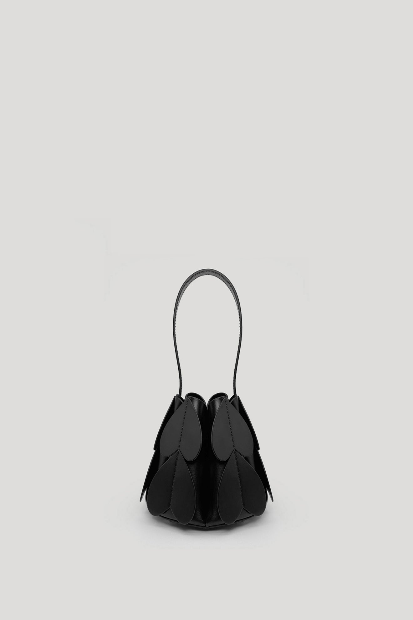 LOCULE Petit Cone Bag in Black