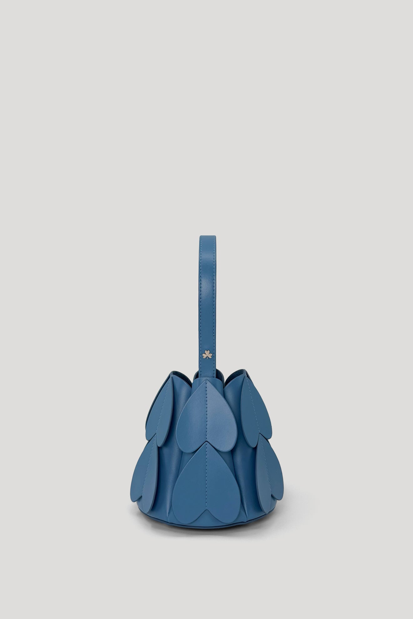 LOCULE Petit Cone Bag in Ranch