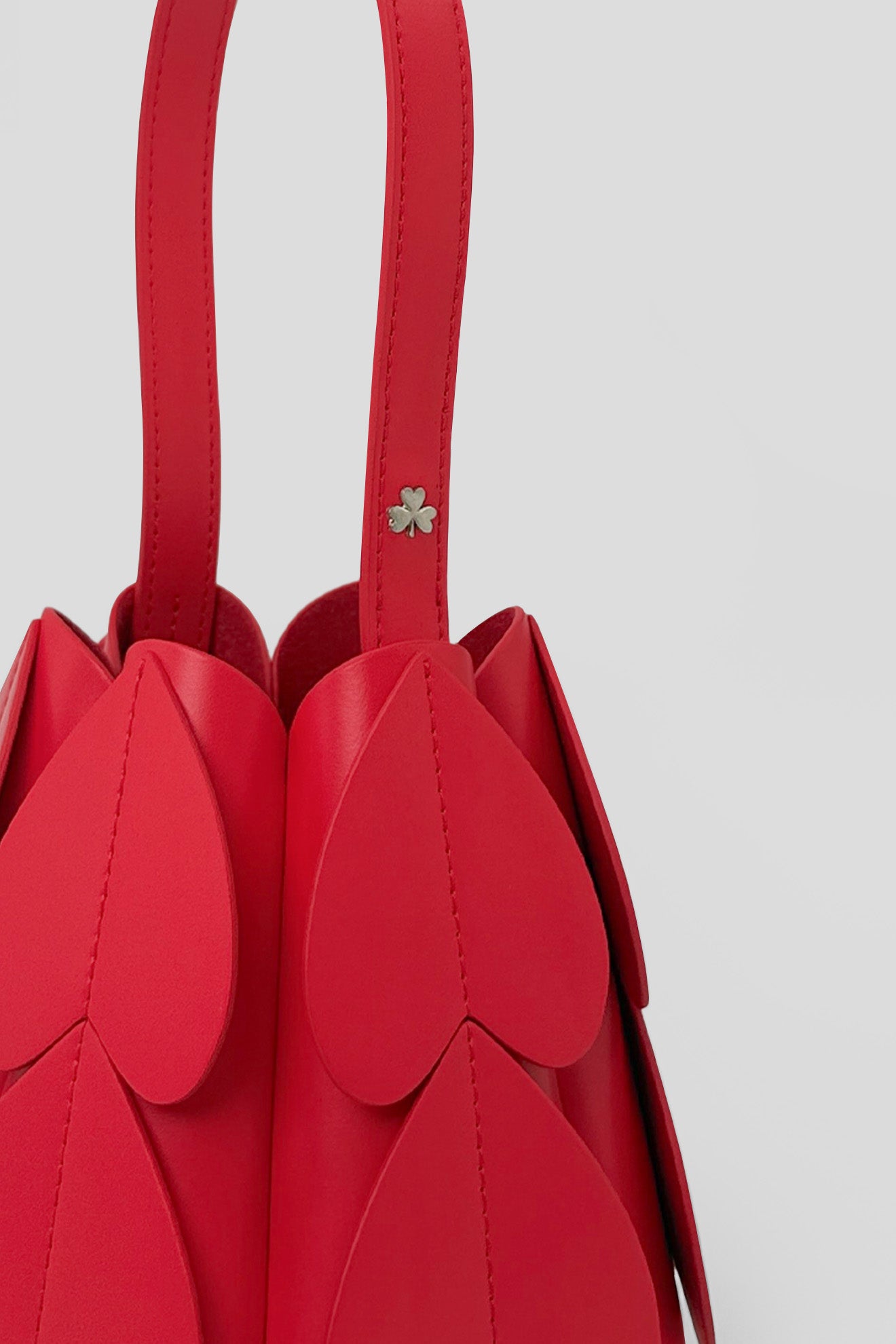 LOCULE Petit Cone Bag in Scarlet