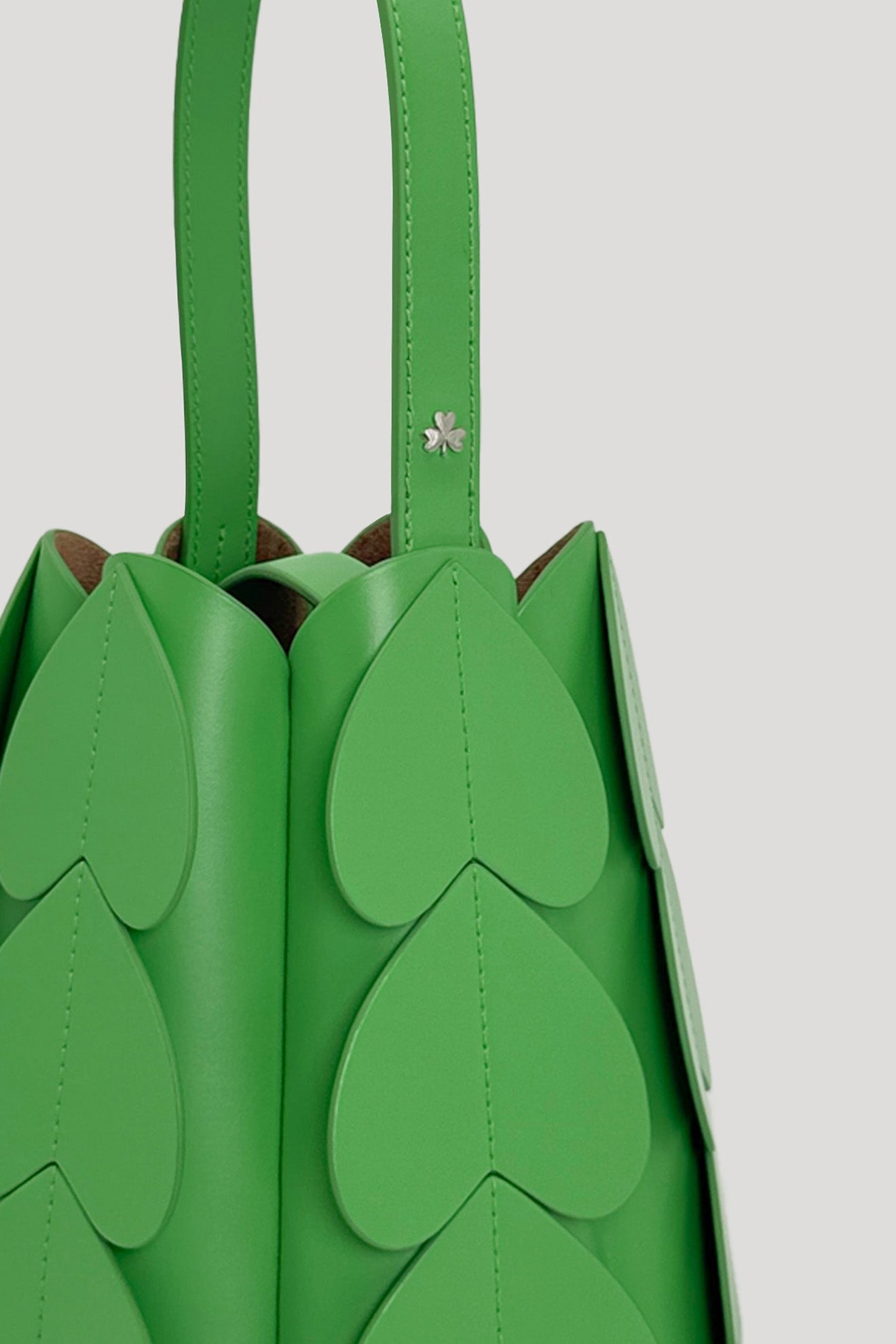 LOCULE Classic Cone Bag in Basil