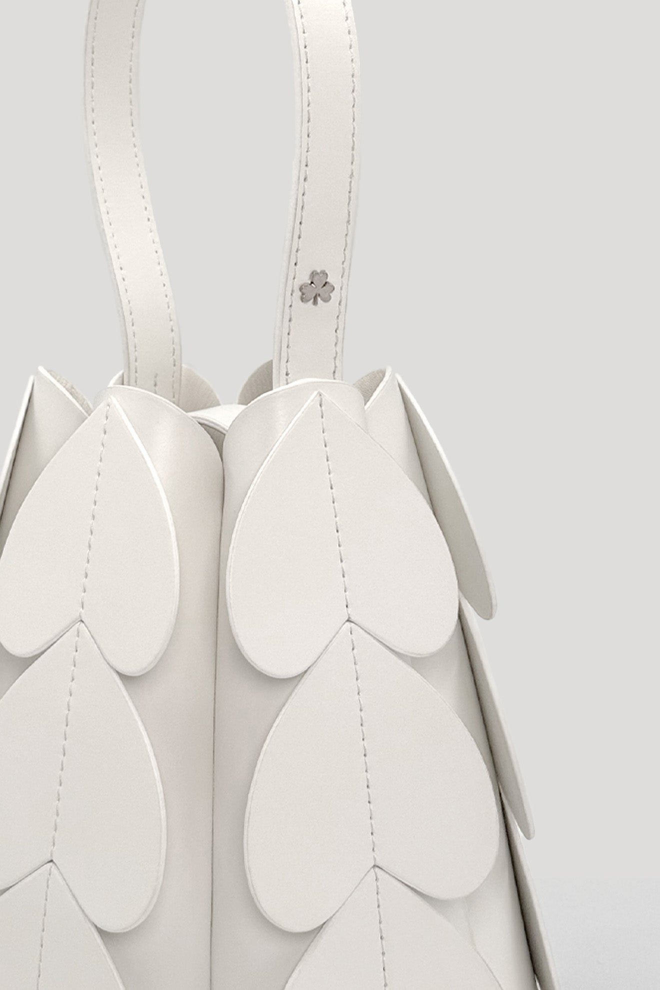 LOCULE Classic Cone Bag in White
