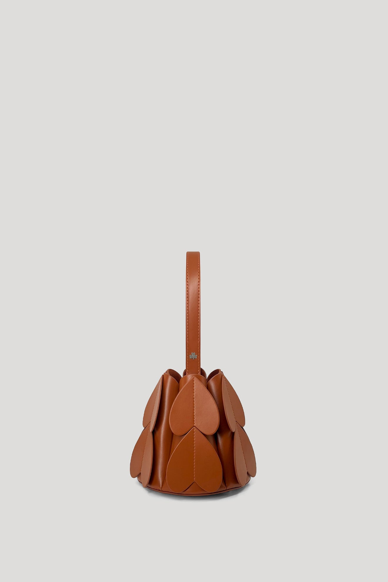 LOCULE Petit Cone Bag in Tan