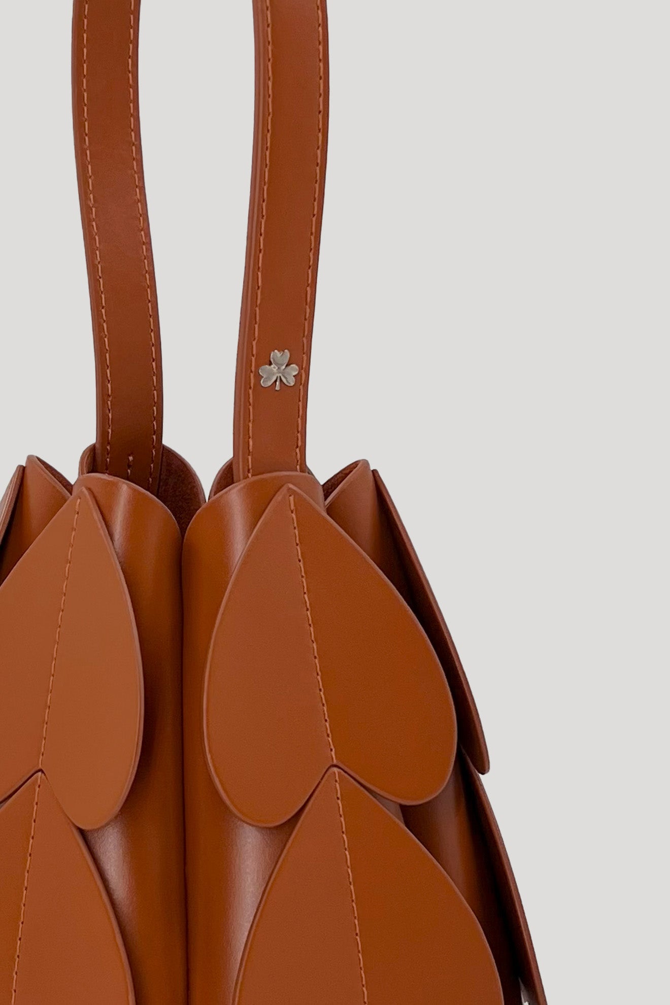 LOCULE Petit Cone Bag in Tan