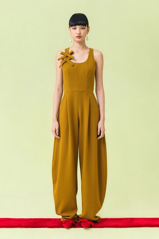 KOMADORI Jumpsuit in Ochre Brown