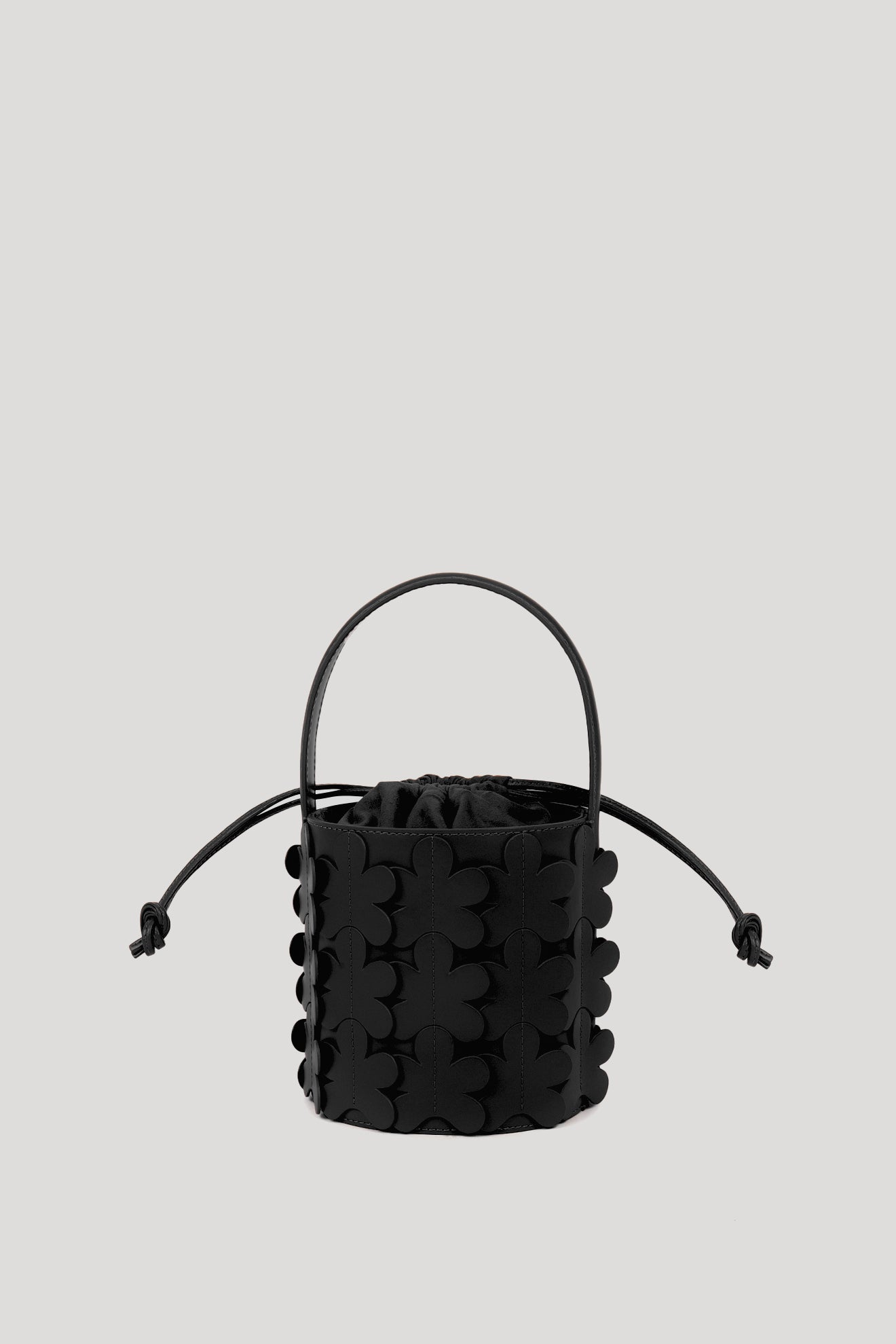 NUIT Bucket Bag in Black