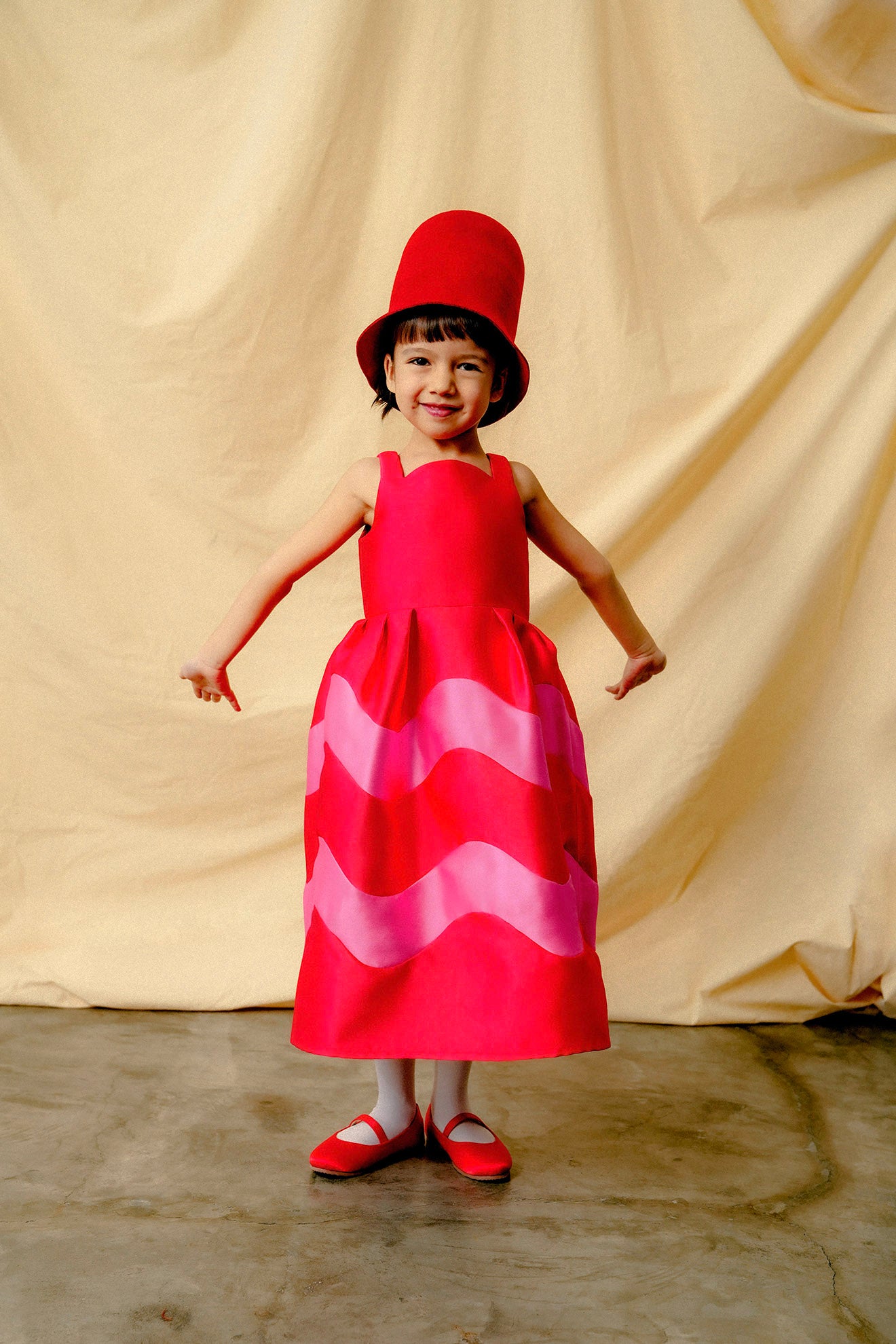 EXTRAVAGANT Dress in Sangria Red/Neon Pink