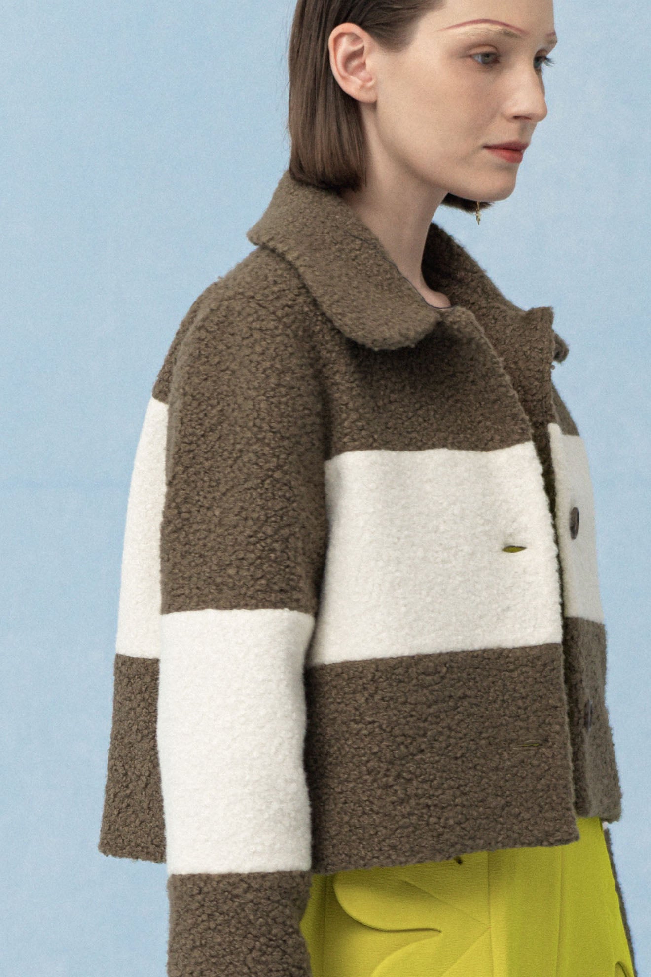 RETINULA Jacket in Dark Brown/White