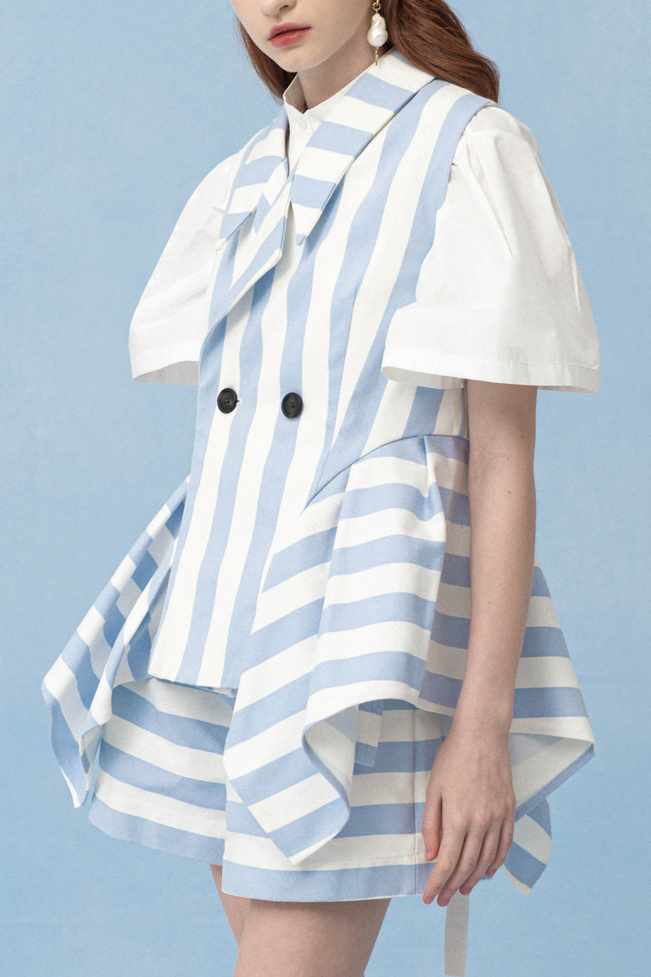 ROSTRUM Vest in Ash Blue Stripes