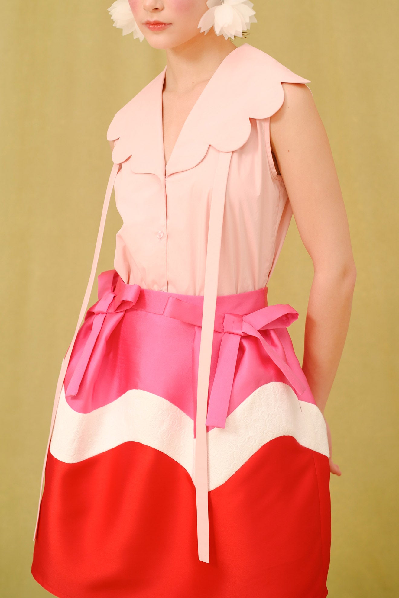 SHAMISEN Skirt in Neon Pink/Sangria Red