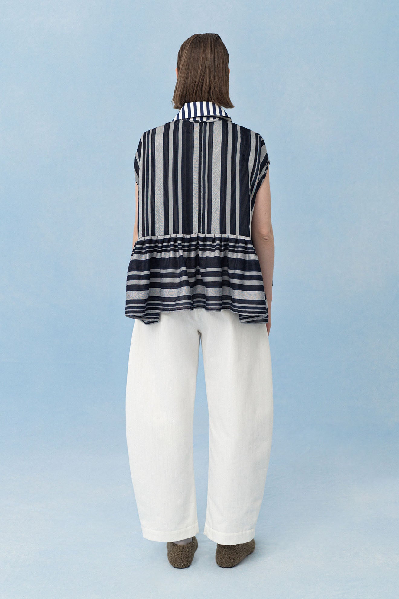 TEGMEN Top in Navy Stripes