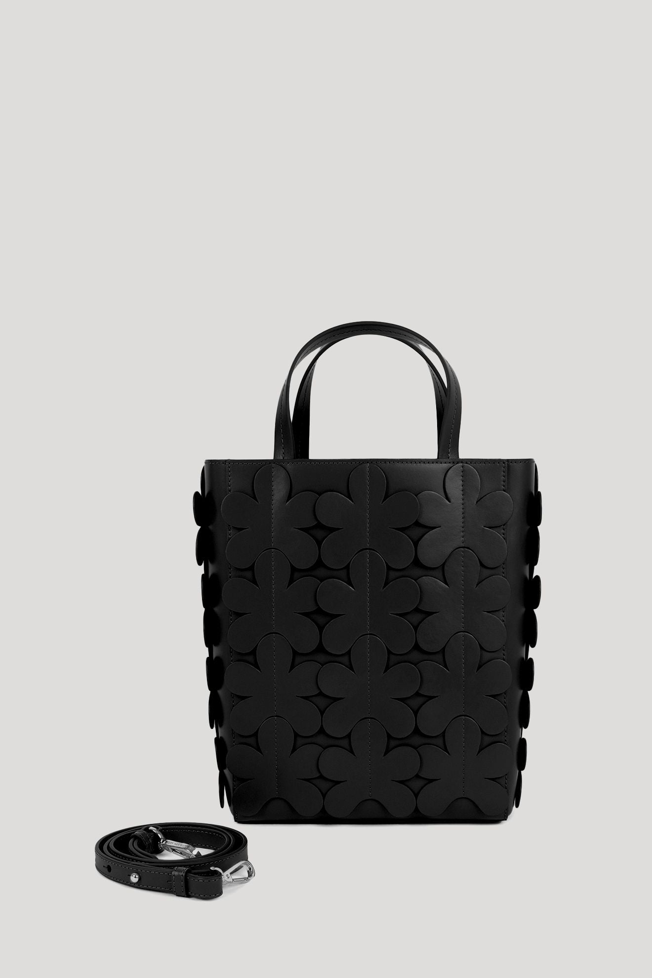 SCENIQUE Tote Bag in Black