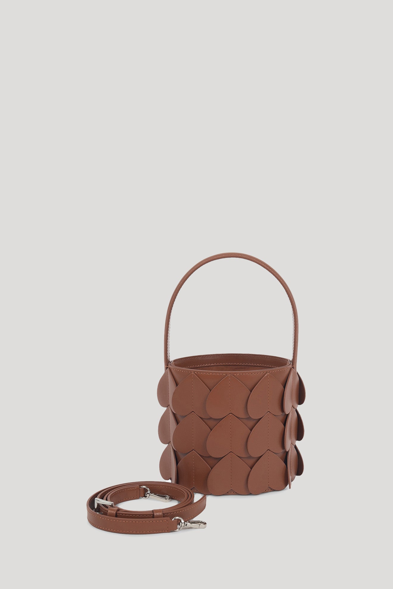 WHIRLPOOL Bucket Bag in Tan
