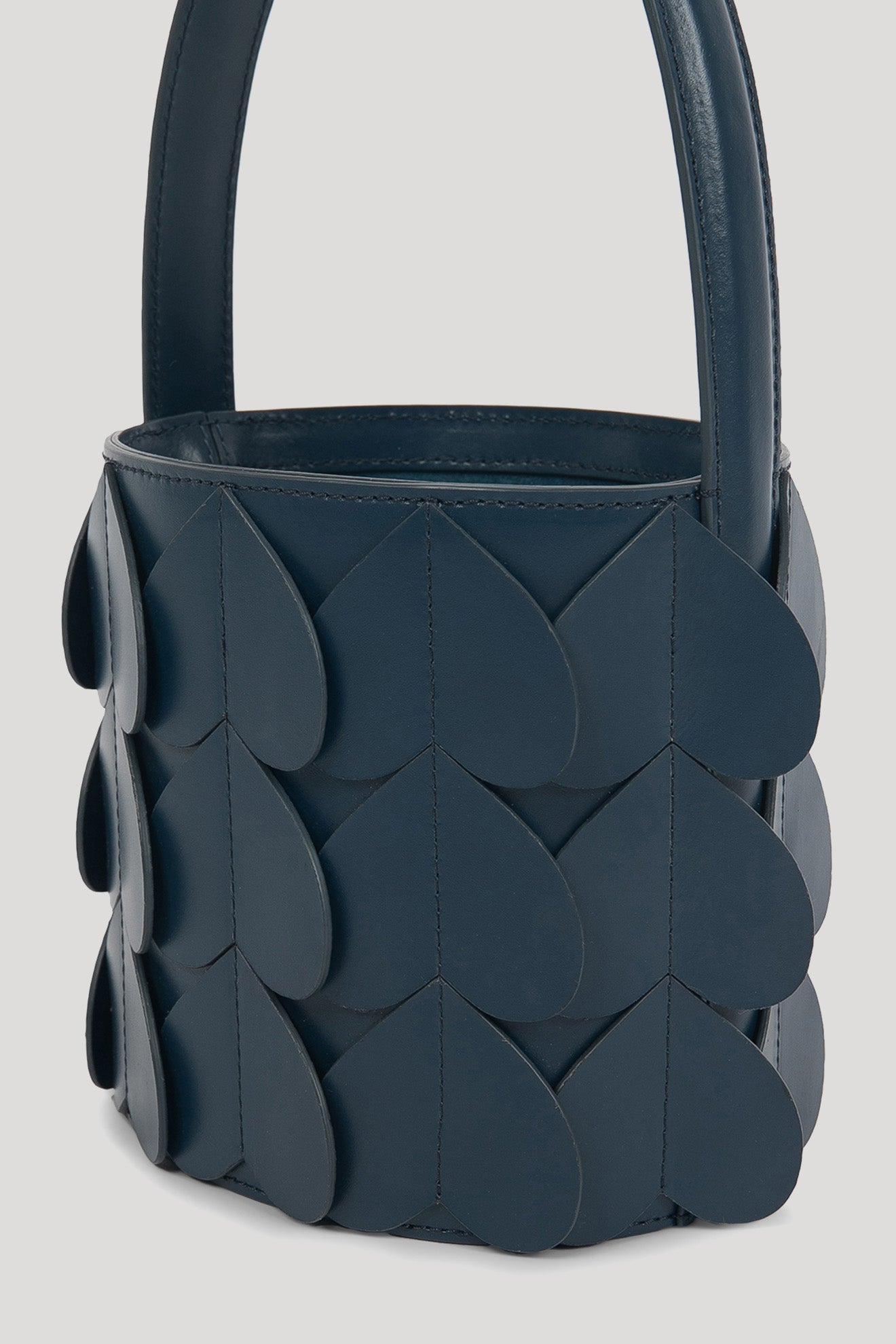 WHIRLPOOL Bucket Bag in Dark Teal