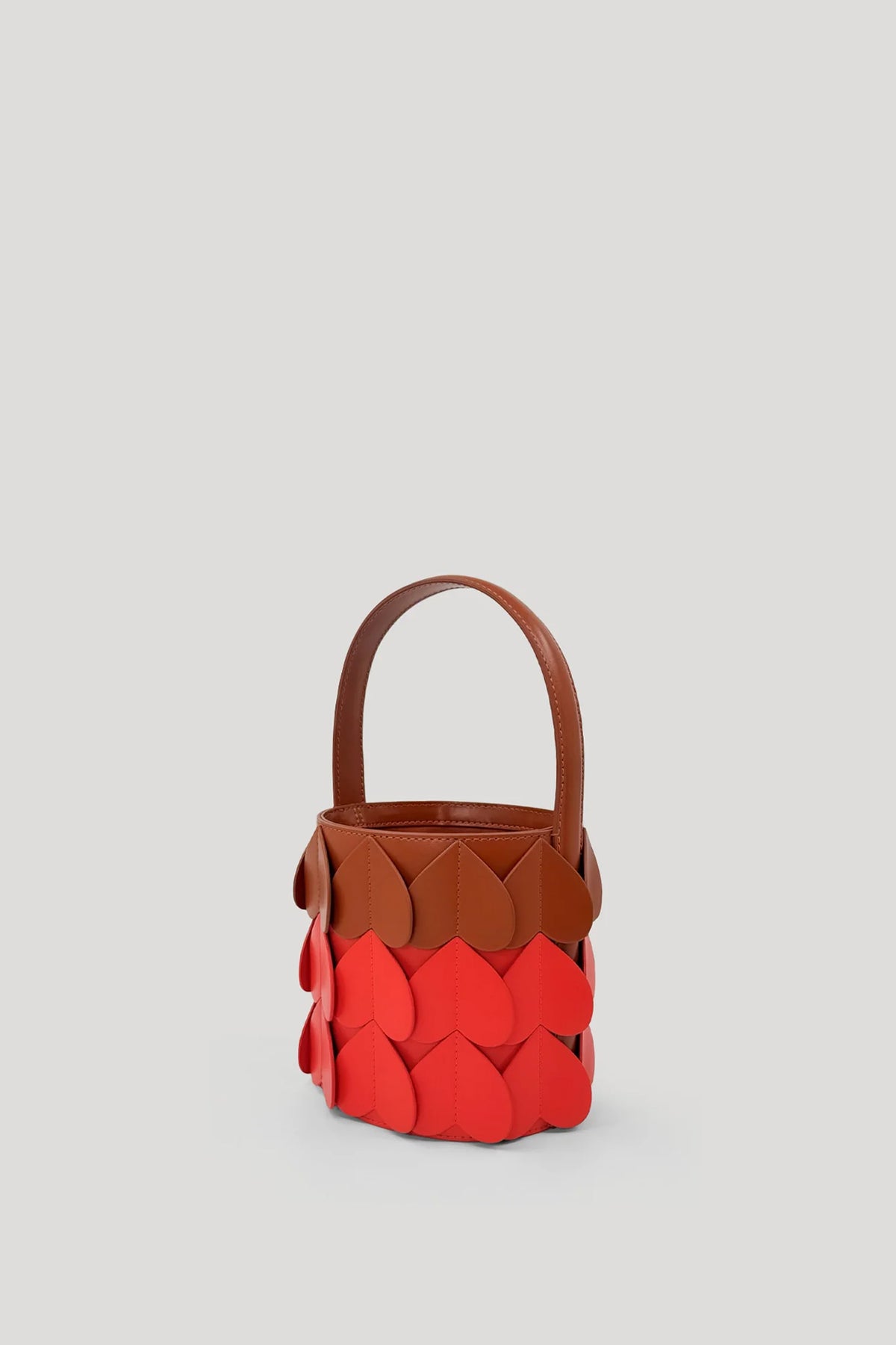 WHIRLPOOL Bucket Bag in Tan/Cinnabar
