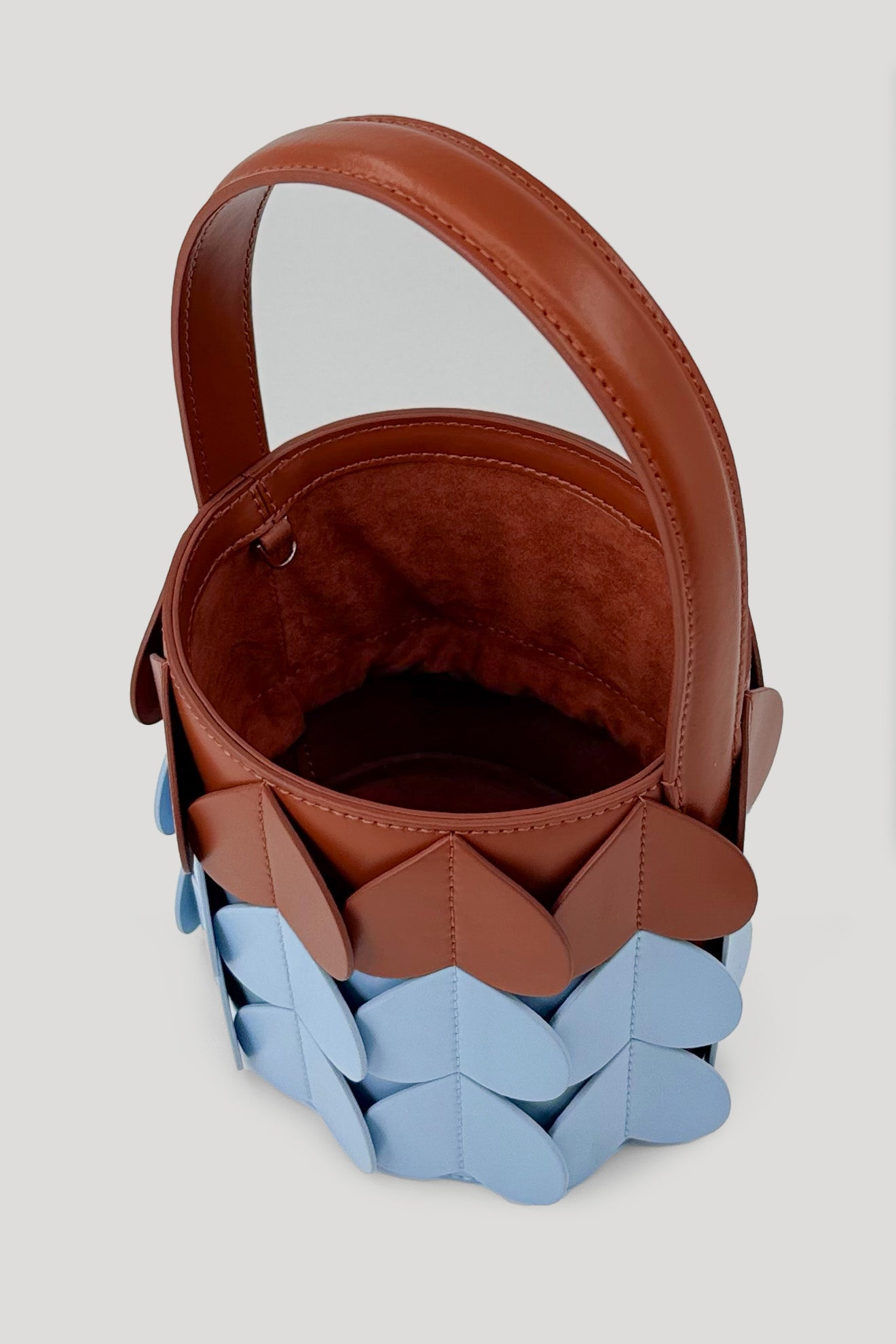 WHIRLPOOL Bucket Bag in Tan/Glacier