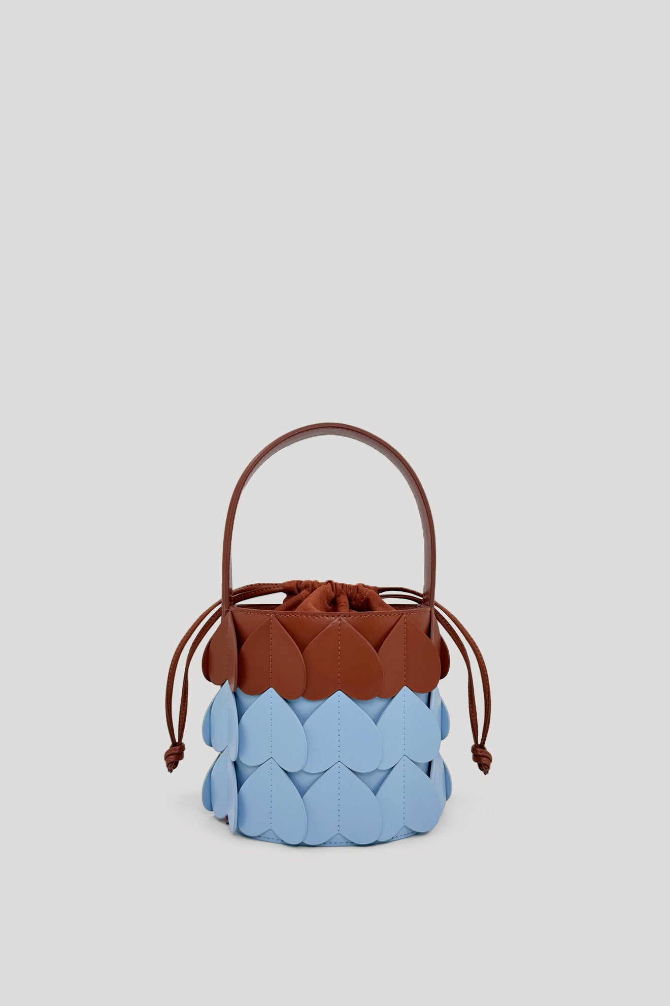 WHIRLPOOL Bucket Bag in Tan/Glacier