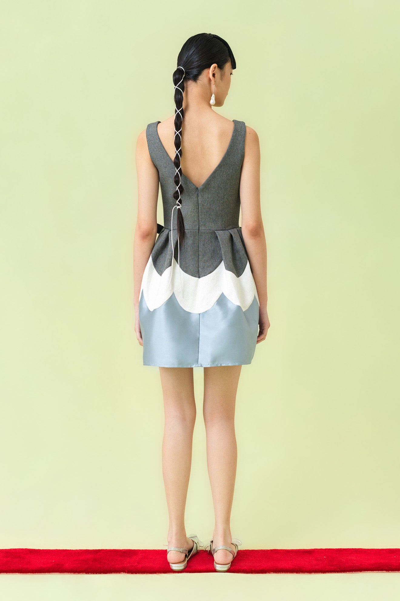 YURI Dress in Dark Grey/Rock Blue