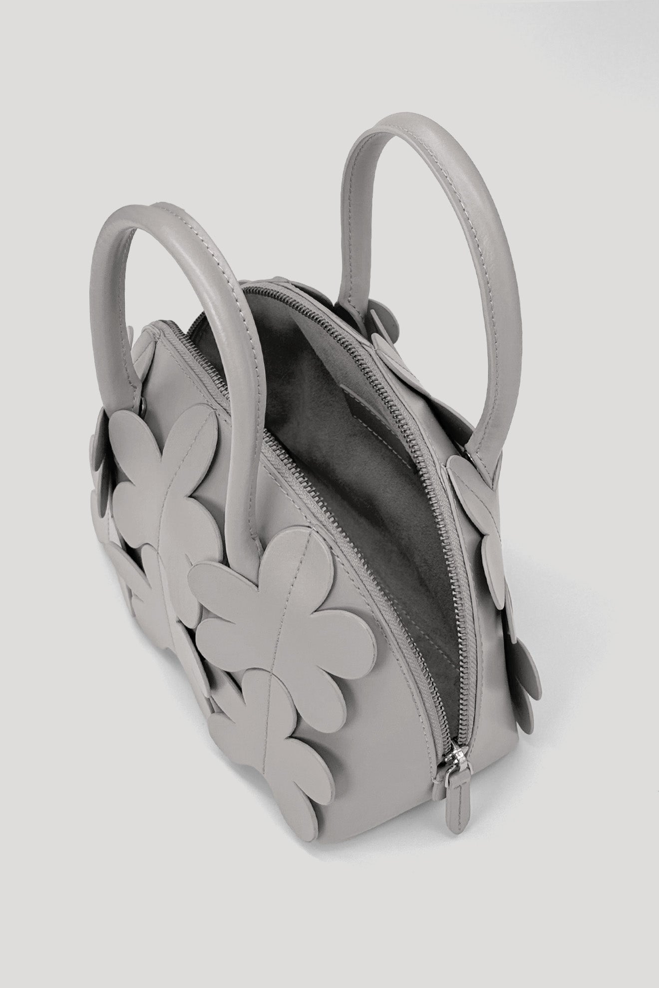 ZIG Classic Shell Bag in Stone