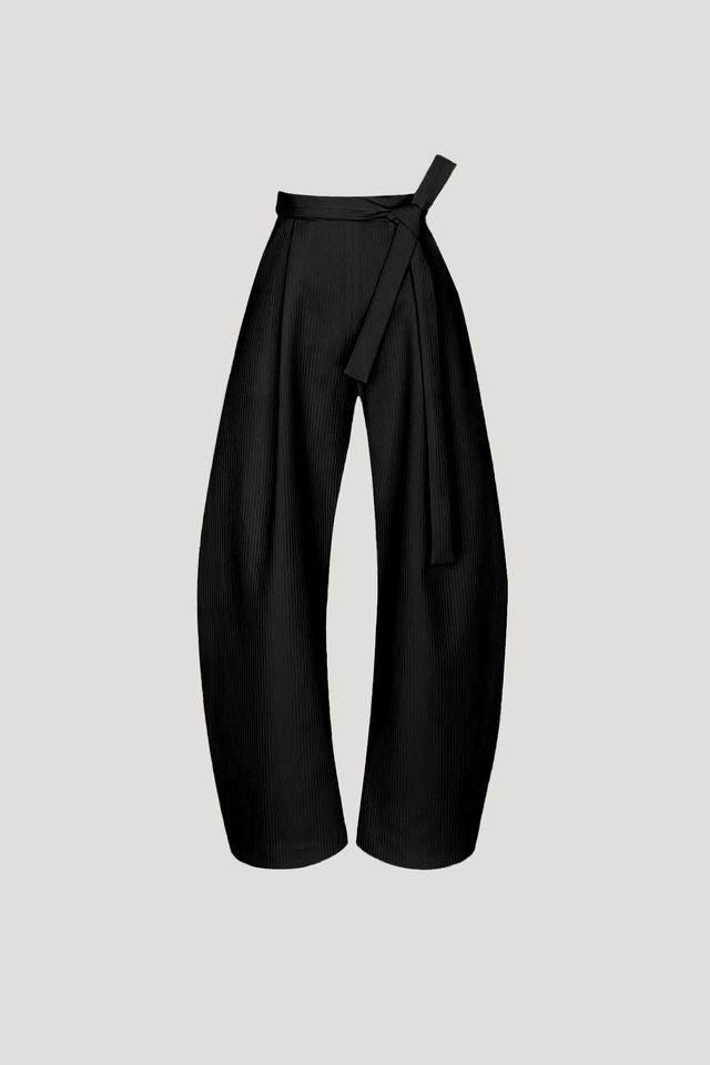 RAN Pants in Black