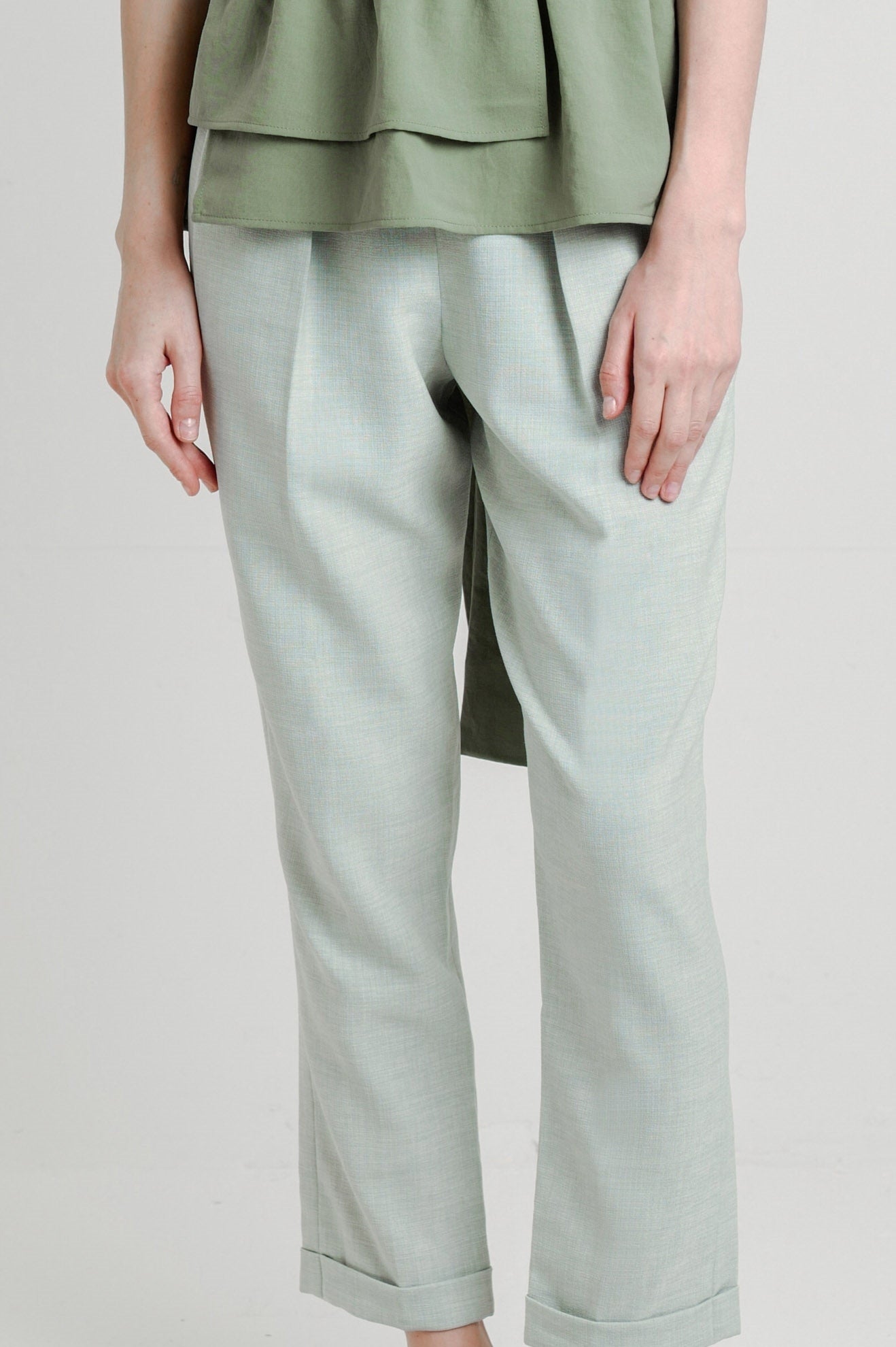 PARROT Pants in Mint
